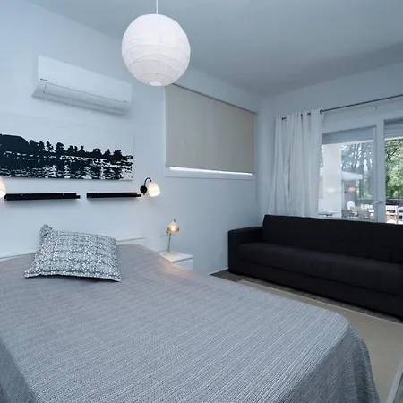 Charming Large Villa. Ideal For Family Breaks גוג'ק